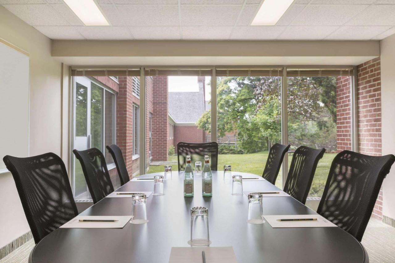 מלון לונדון Ivey Spencer Leadership Centre מראה חיצוני תמונה