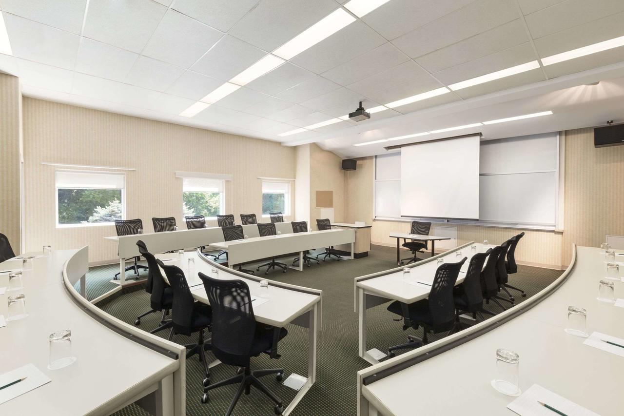 מלון לונדון Ivey Spencer Leadership Centre מראה חיצוני תמונה